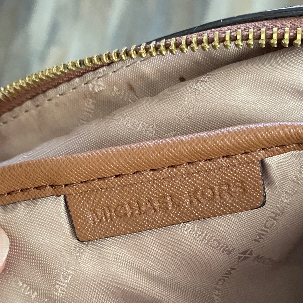 Michael Kors Tan and Cream Logo Crossbody Bag - Picture 12 of 16